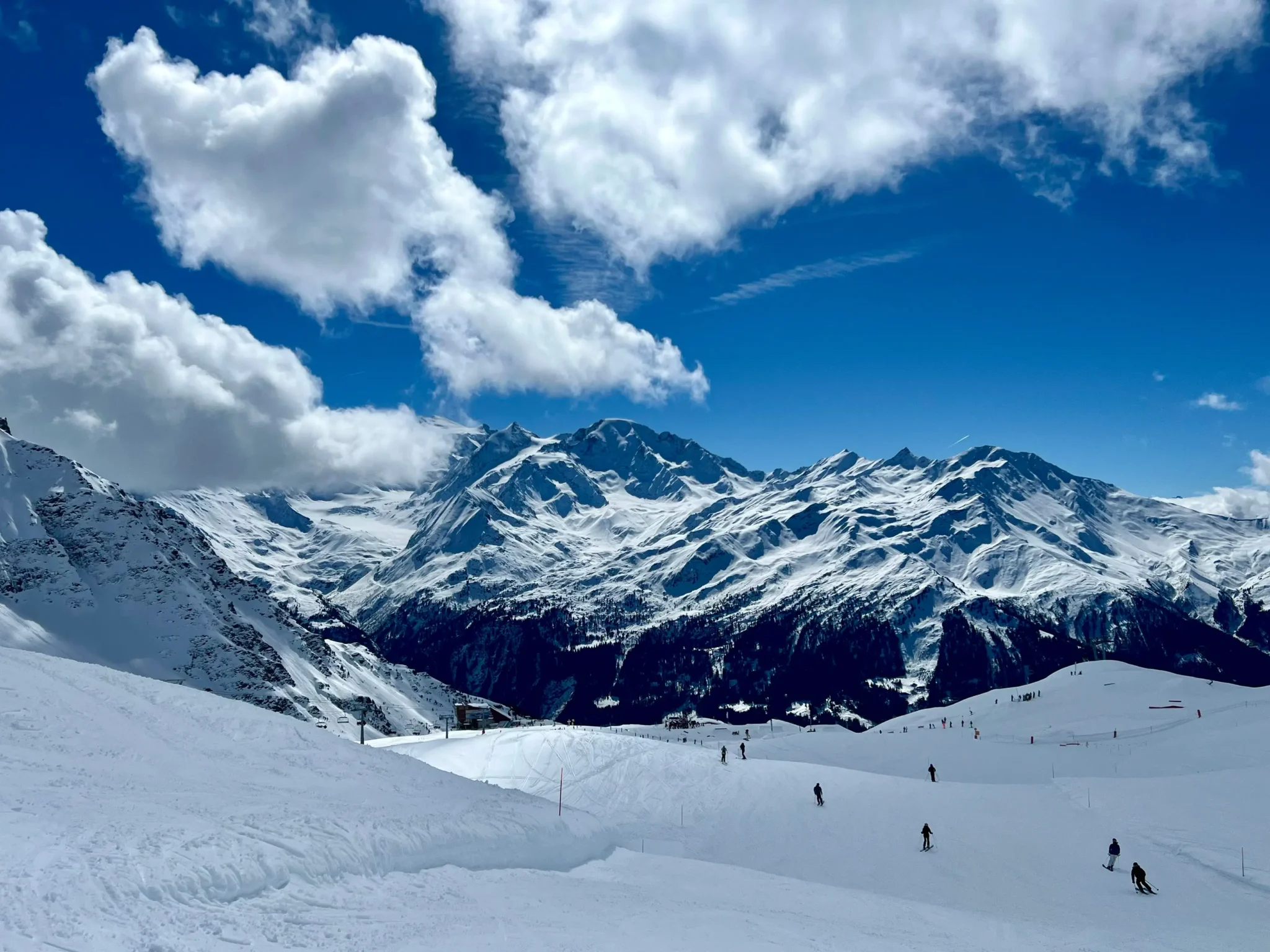 Snowy mountains under a blue sky in Verbier, Switzerland