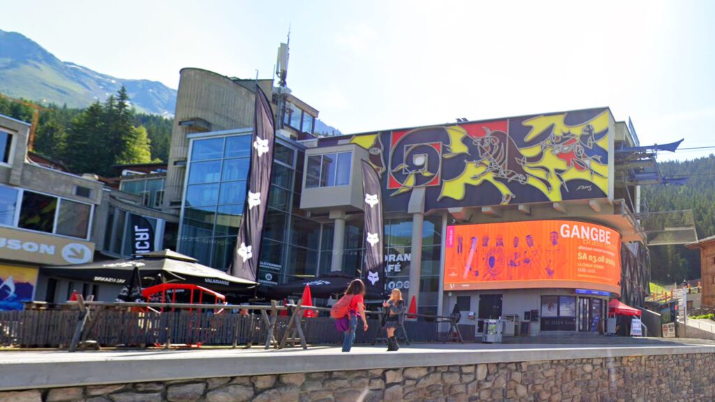 Verbier Lift Pass Office - Medran