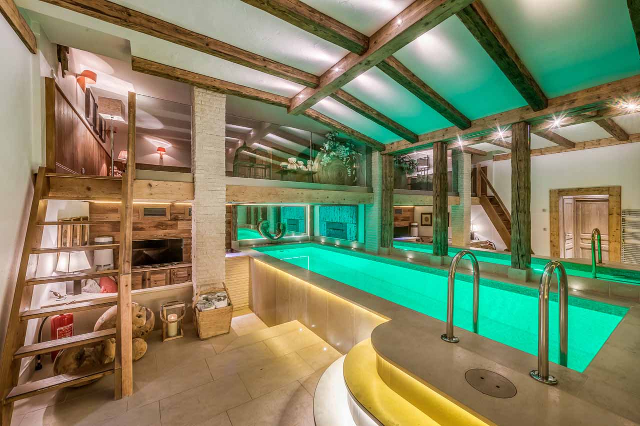 Ski-in-Ski-out-Chalet Courchevel