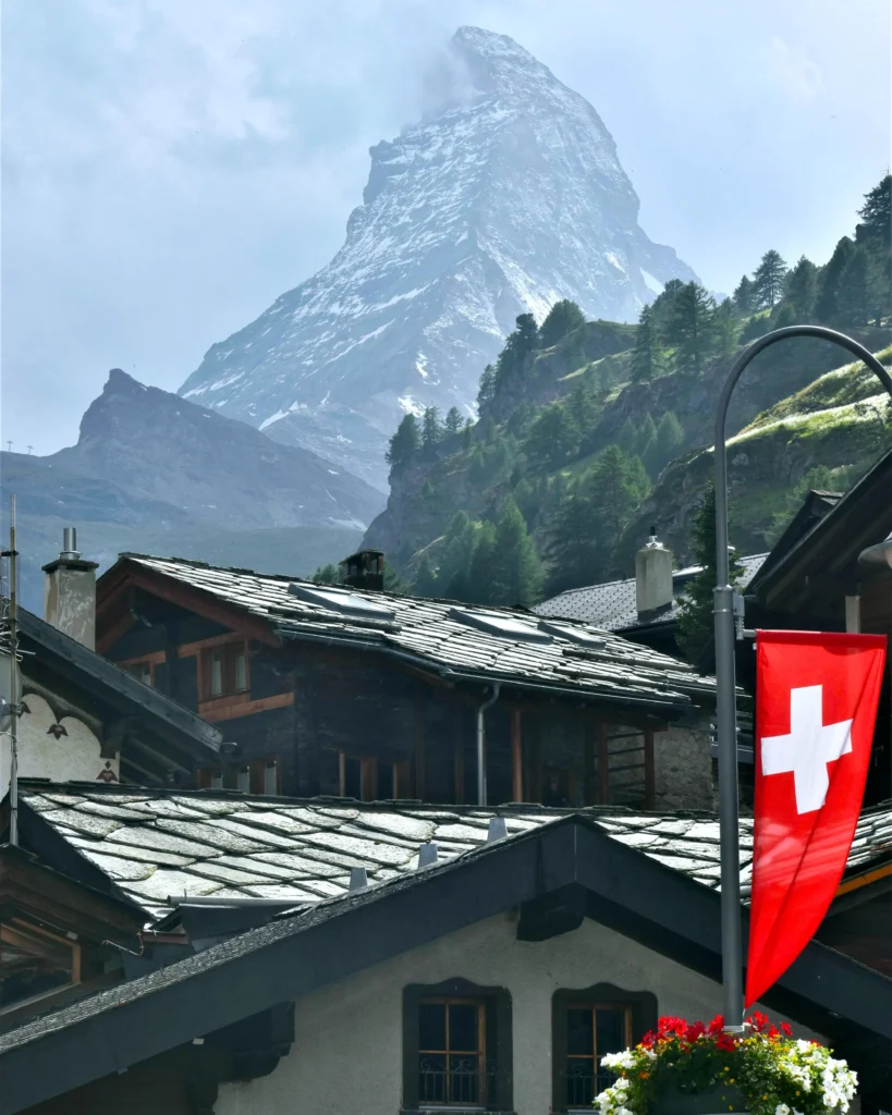 Zermat Matterhorn X Flag 4x5