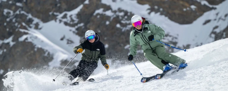 A New Generation trainer doing Basi Level 2 short turns with a trainee