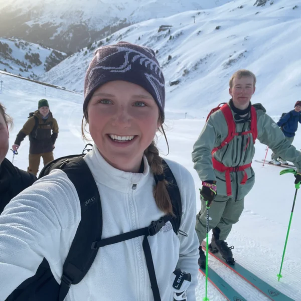Filippa Hvitved ski instructor