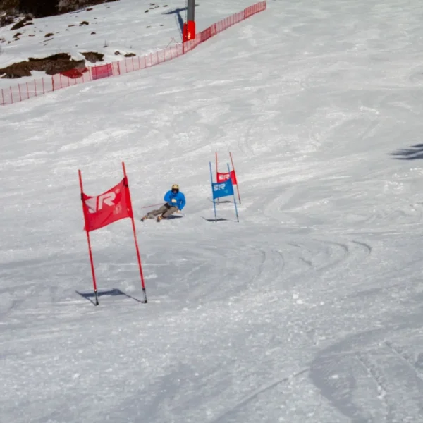 Felix Bussey-Jones ski instructor