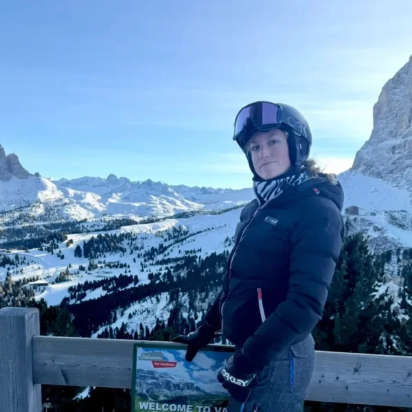 Aurora Debiasi ski instructor
