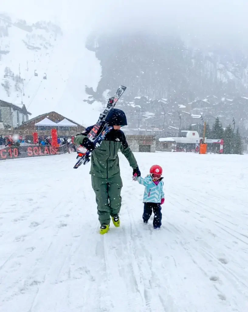 How to choose the right skis for your children