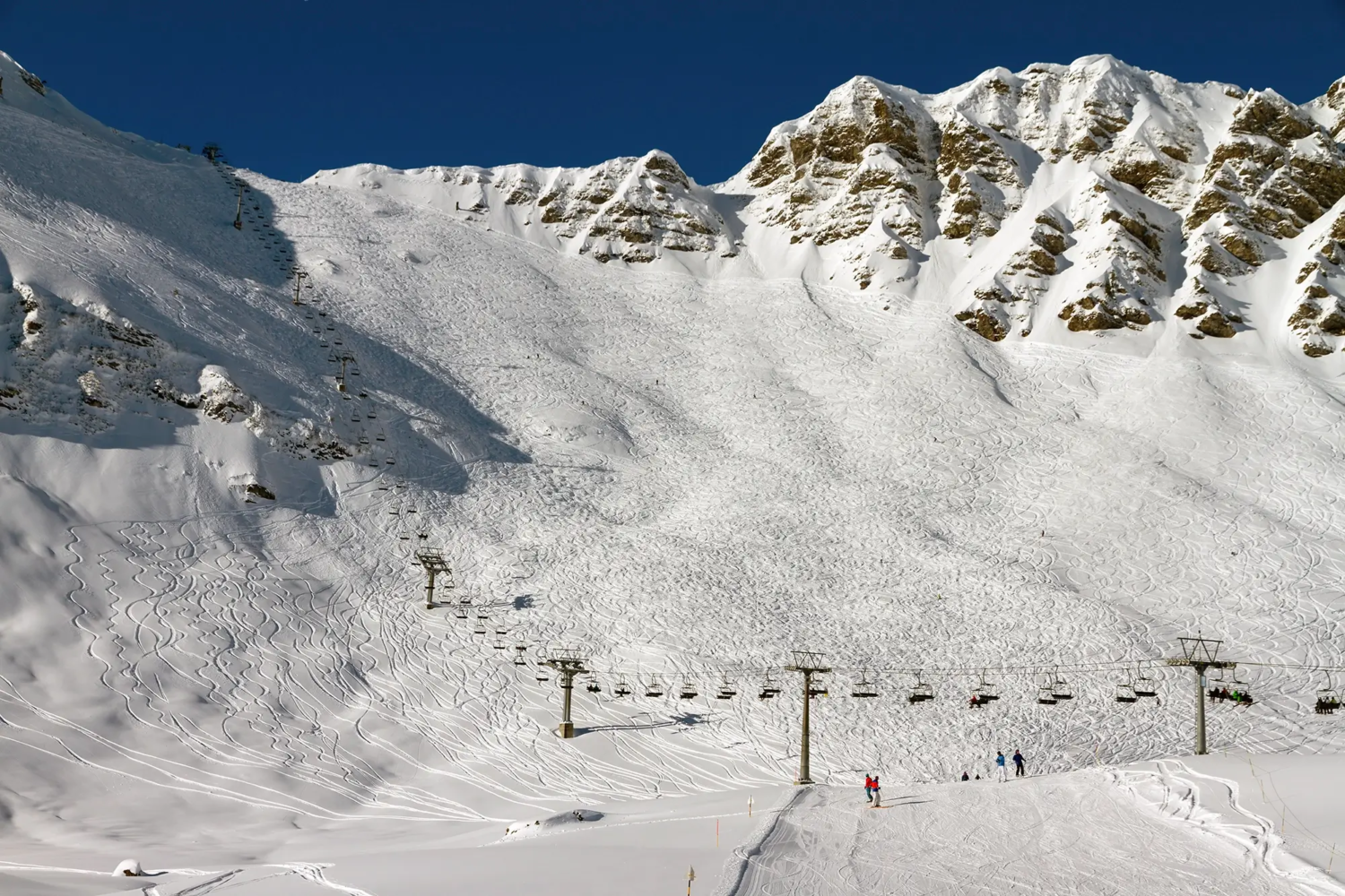 Le mur suisse à Morzine. Un défi pour tous les skieurs.